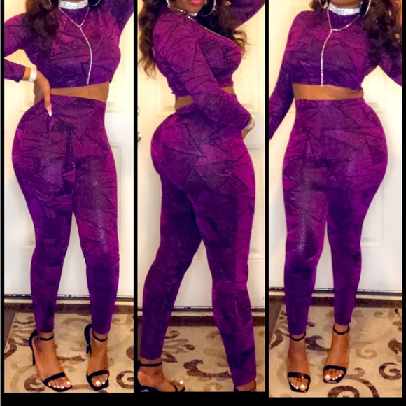 Sexy Two Piece Long Sleeve Set - Picture 2 of 3